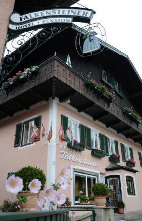 Отель Hotel-Pension Falkensteiner, Санкт-Гильген